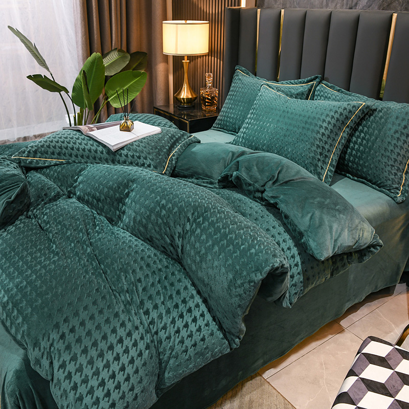 Houndstooth dark green