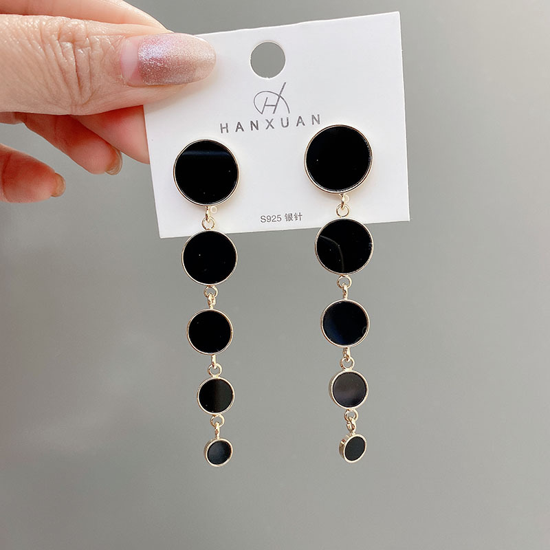 Black Round Tassel Earrings High Quality Face Thinning Earrings