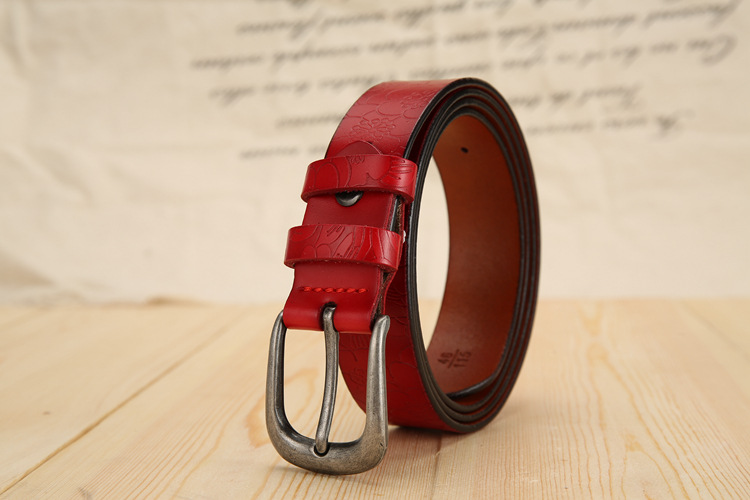 Title 22, All-match Ladies Cowhide Embossed Leather Belt