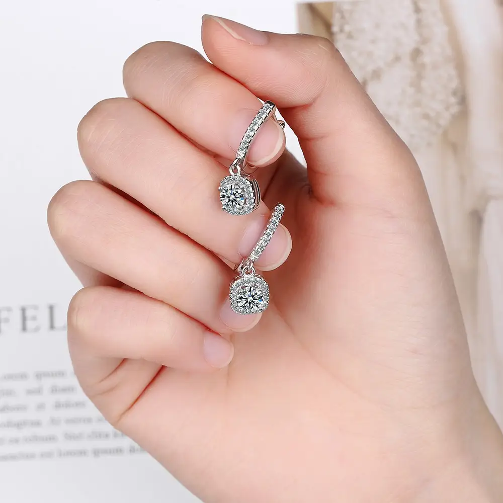 Earrings Women's Personality Inlaid Diamond Short Hollow