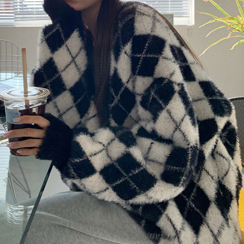 Women's Loose Rhombus Sweater Coat