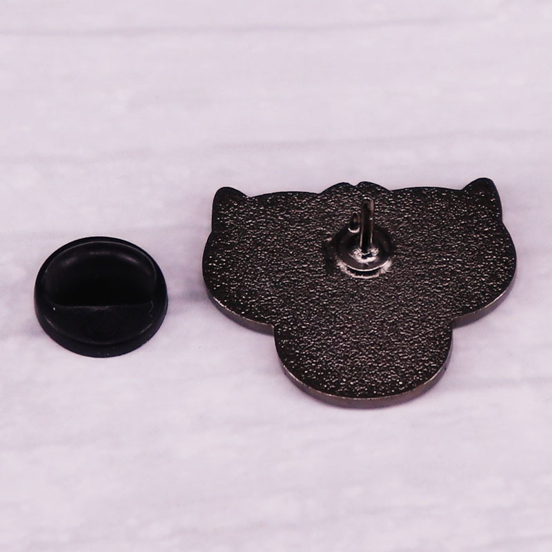 Cat Head Brooch, picture 3 of 3