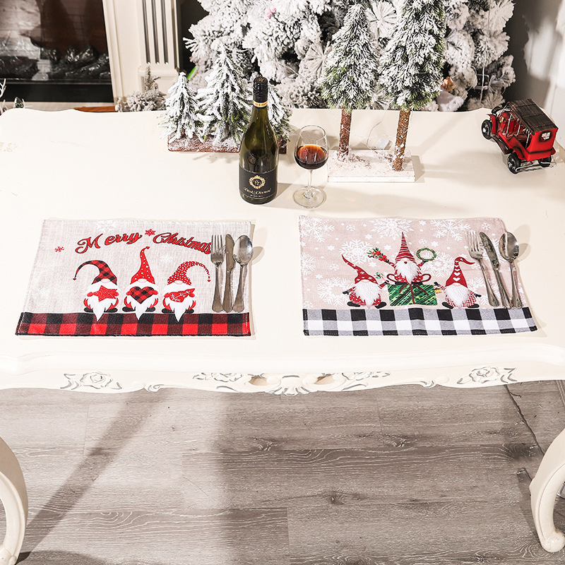 Title 3, Christmas Creative Cute Forest People Table Mat