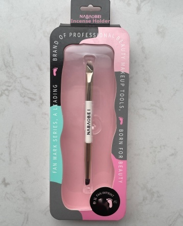 Double-ended Eyeshadow & Angled Eyebrow Brush Combo 3