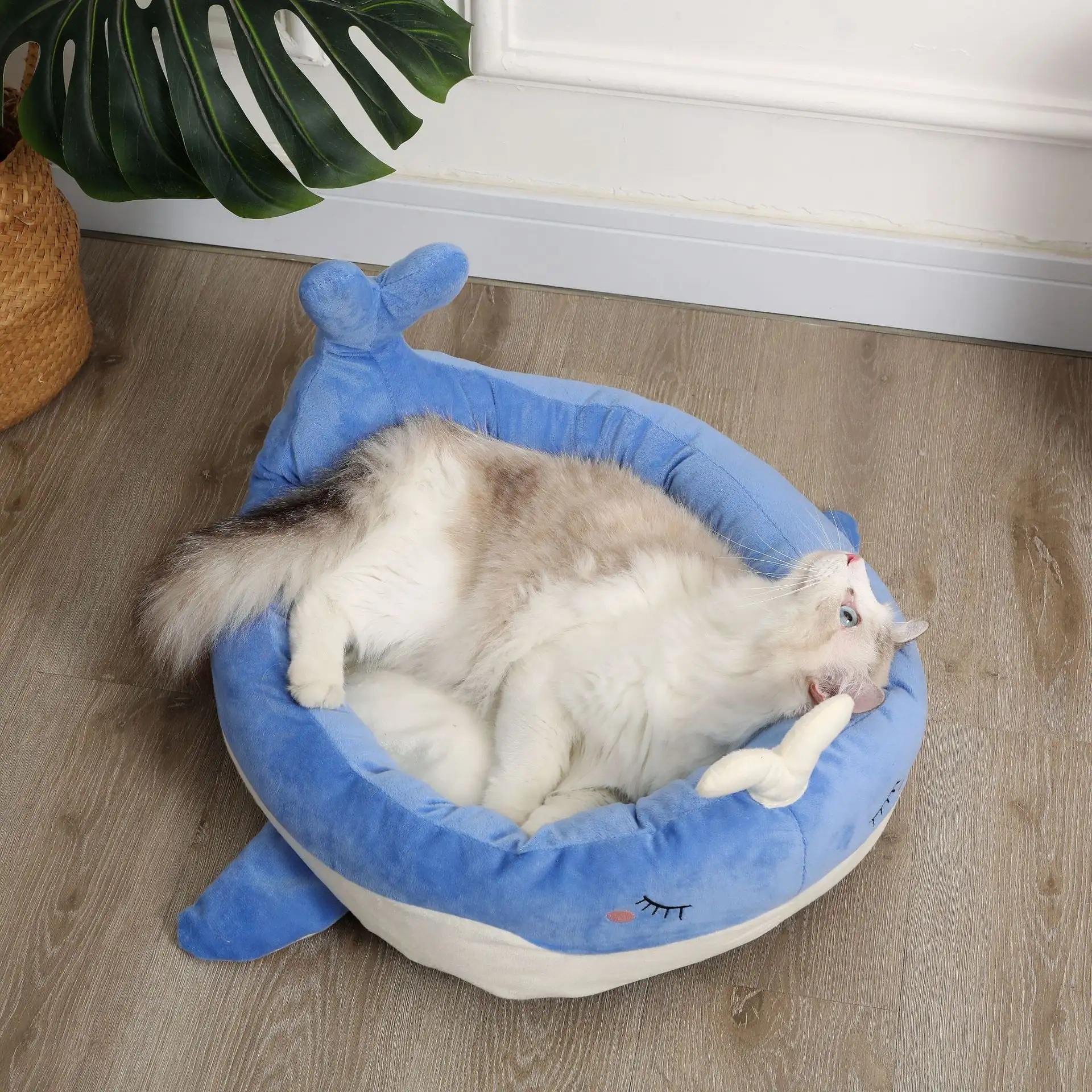 Cat's Nest Whale Duck Super Soft