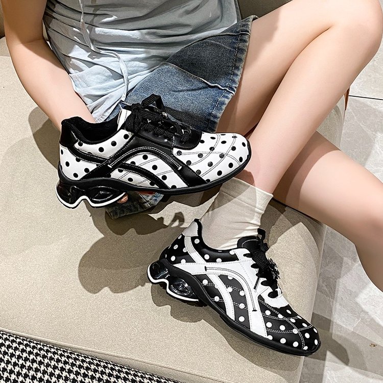 Women Polka Dot Air Cushion Sneakers Black White Color Block Patchwork Upper Round Toe Shock Absorbing Lace Up Retro Fashion Daily Street Sport Walking Trainers