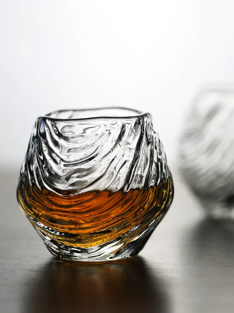 New Hot Selling Sunny Light Whisky Glass