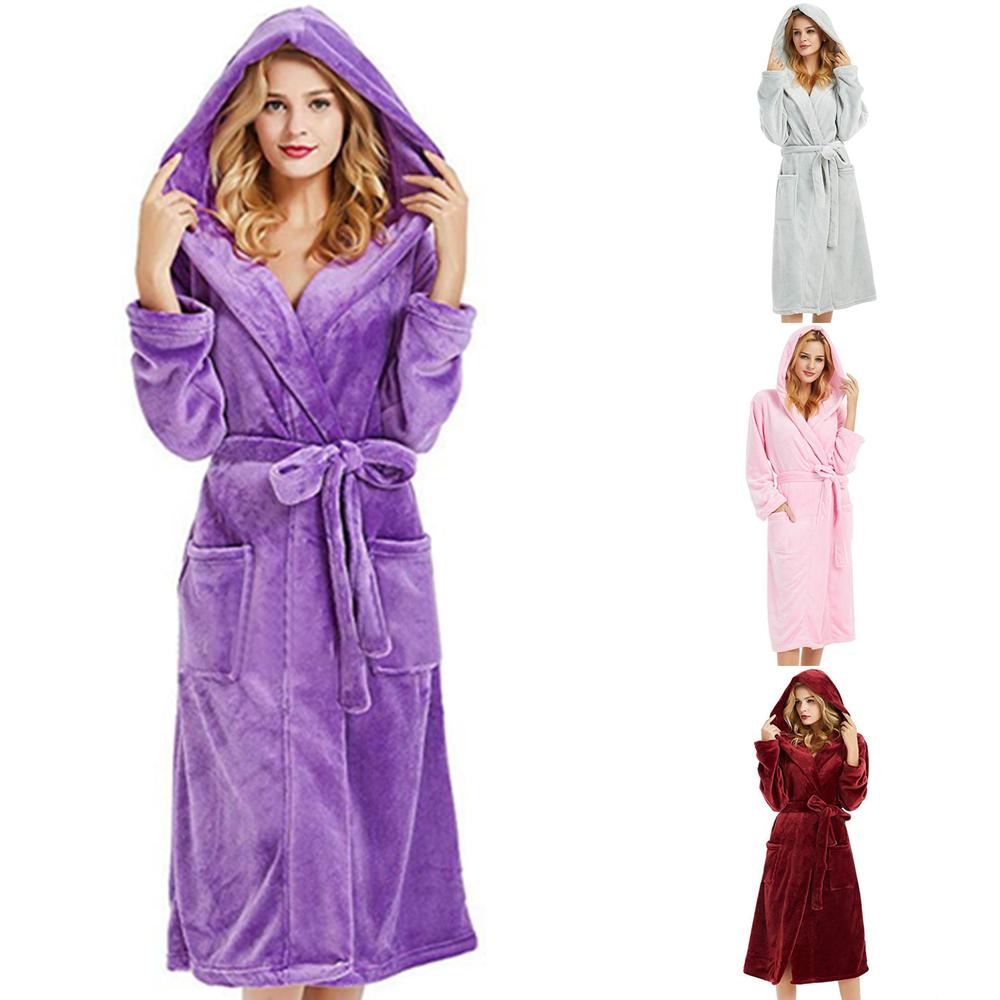 Women's Minimalist Plus-size Extended Bathrobe With Long
