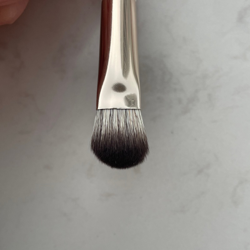 Double-ended Blush Brush — foto 7