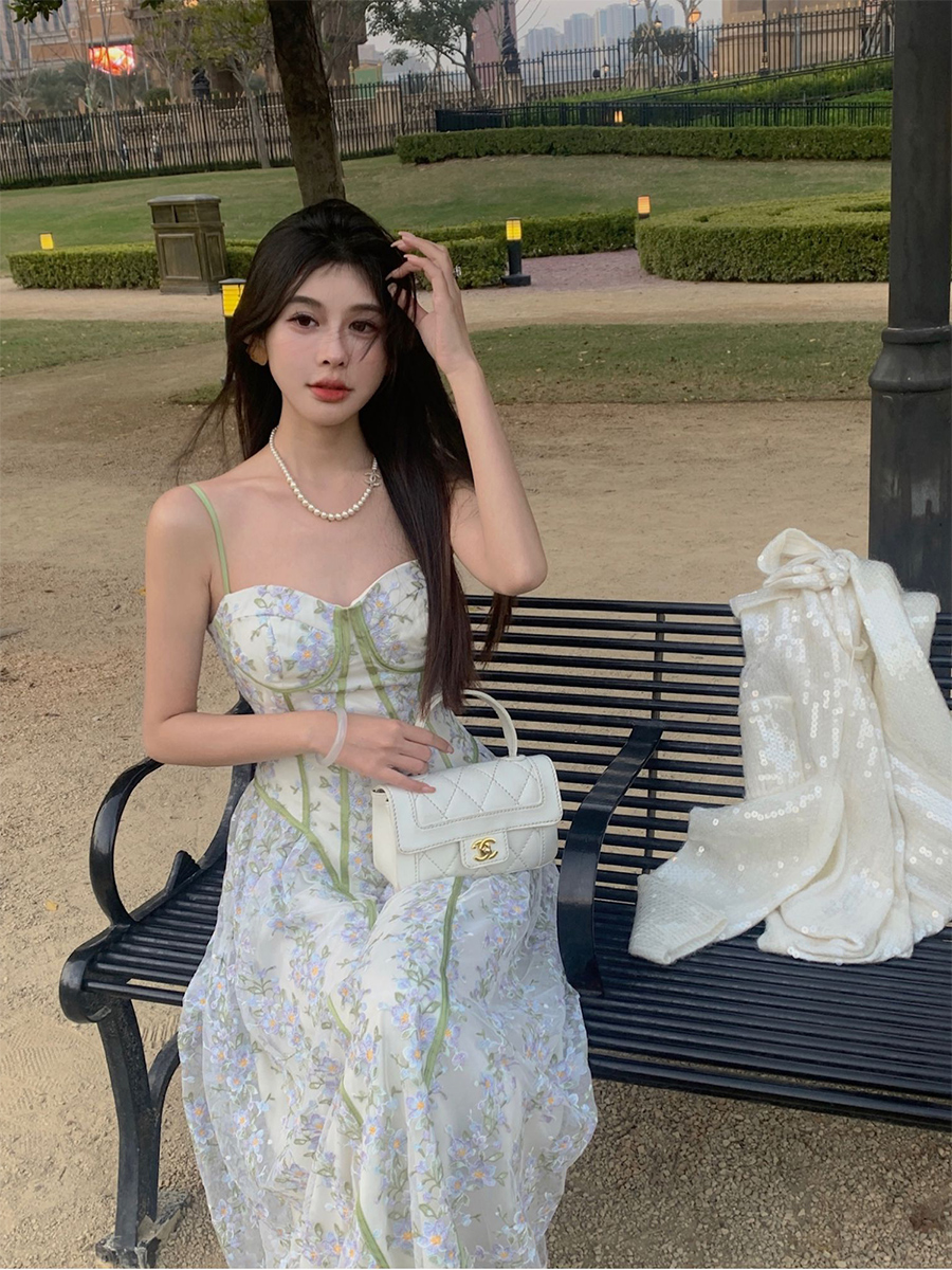 Lace Floral Sling Dress, picture 5 of 5
