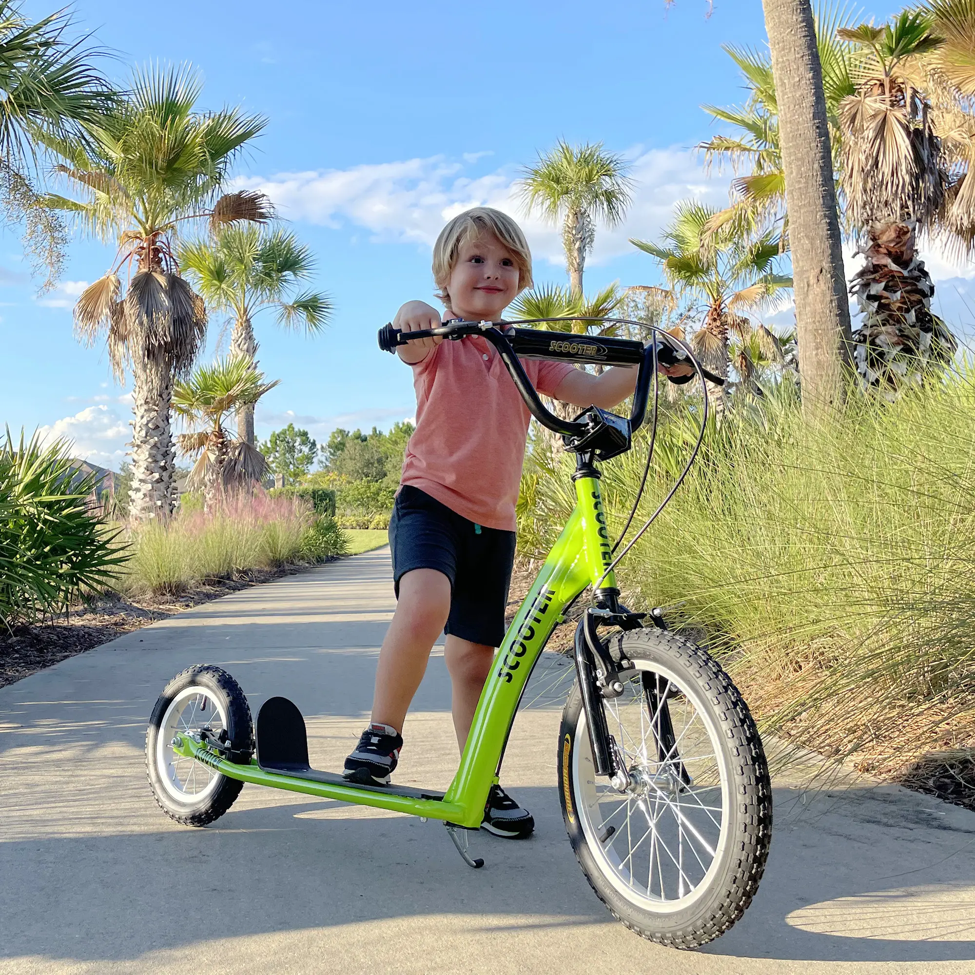 Youth Scooter With Adjustable Handlebar, Front