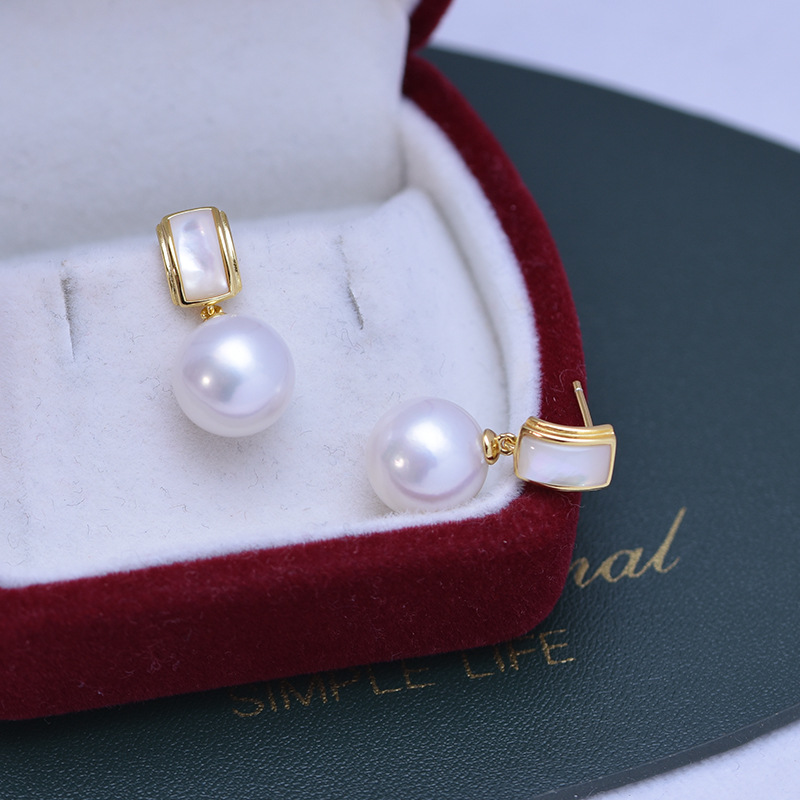 Title 3, White Freshwater Pearl Stud Earrings 10-11mm Pe...