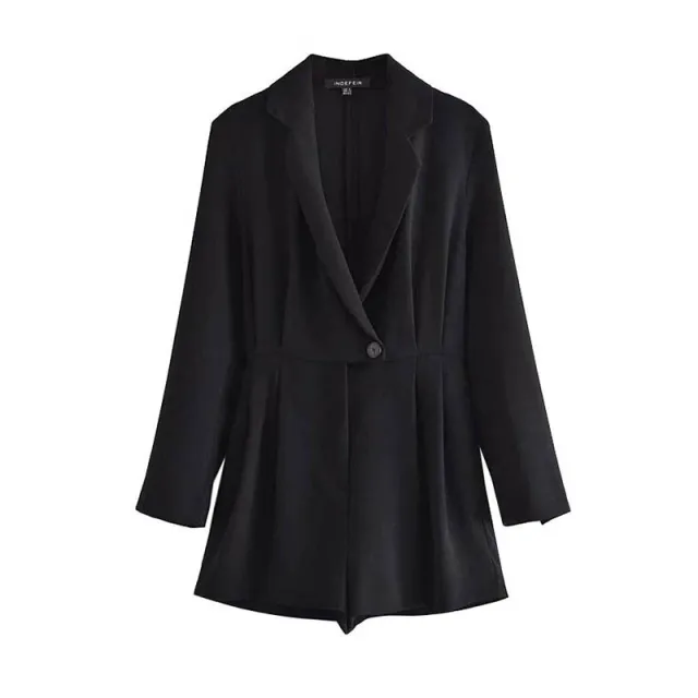 European And American Style Pleated High Waist Slim Shorts One piece Black - Shop at LoveMi