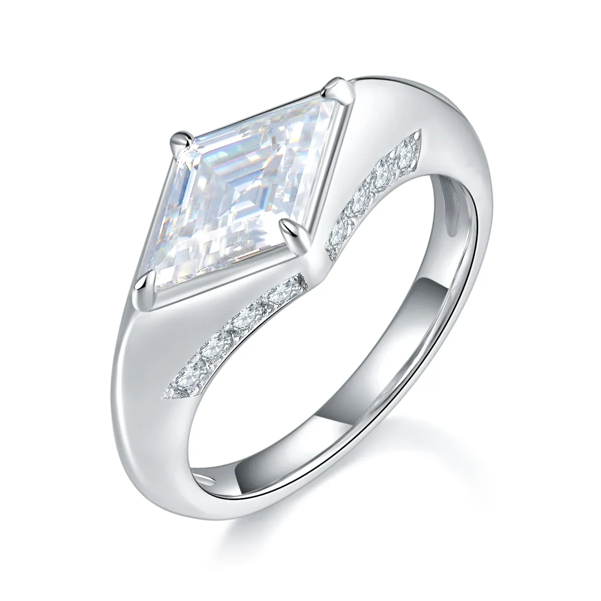 S925 Silver 2.2g Kite Cut Moissanite Ring