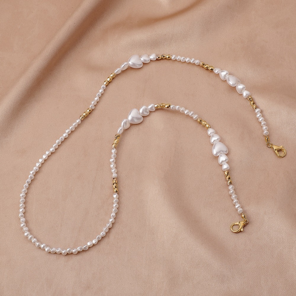 Title 4, Pearl Glasses Chain Love Heart-shaped Beaded Mask