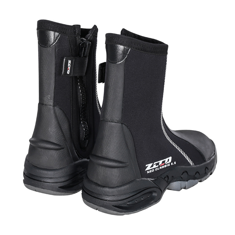 Title 5, New Non-slip Outdoor Beach Diving Boots