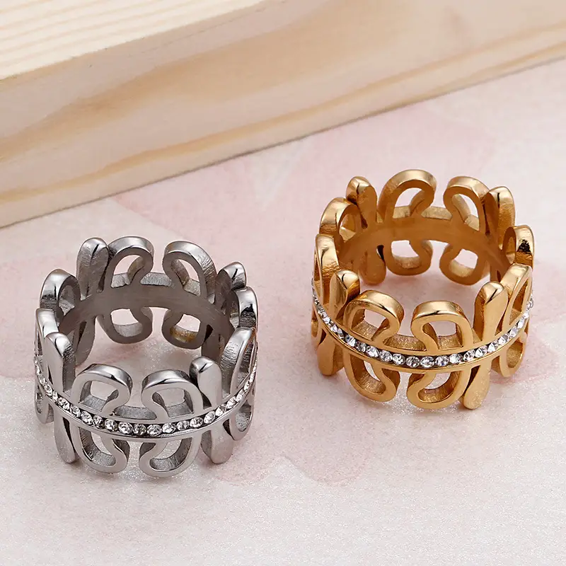 Titanium Steel Jewelry Fashion Exaggerated Hollow Wide Face