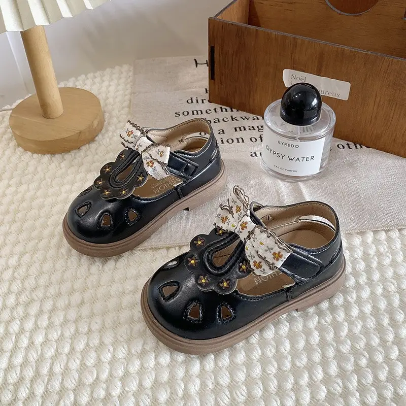 Girls' Closed-Toe Sandals, Embroidered Kids Fashion Bow Princess Shoes, Summer Style, Lightweight Toddler & Little Kids First Walkers Shoes
