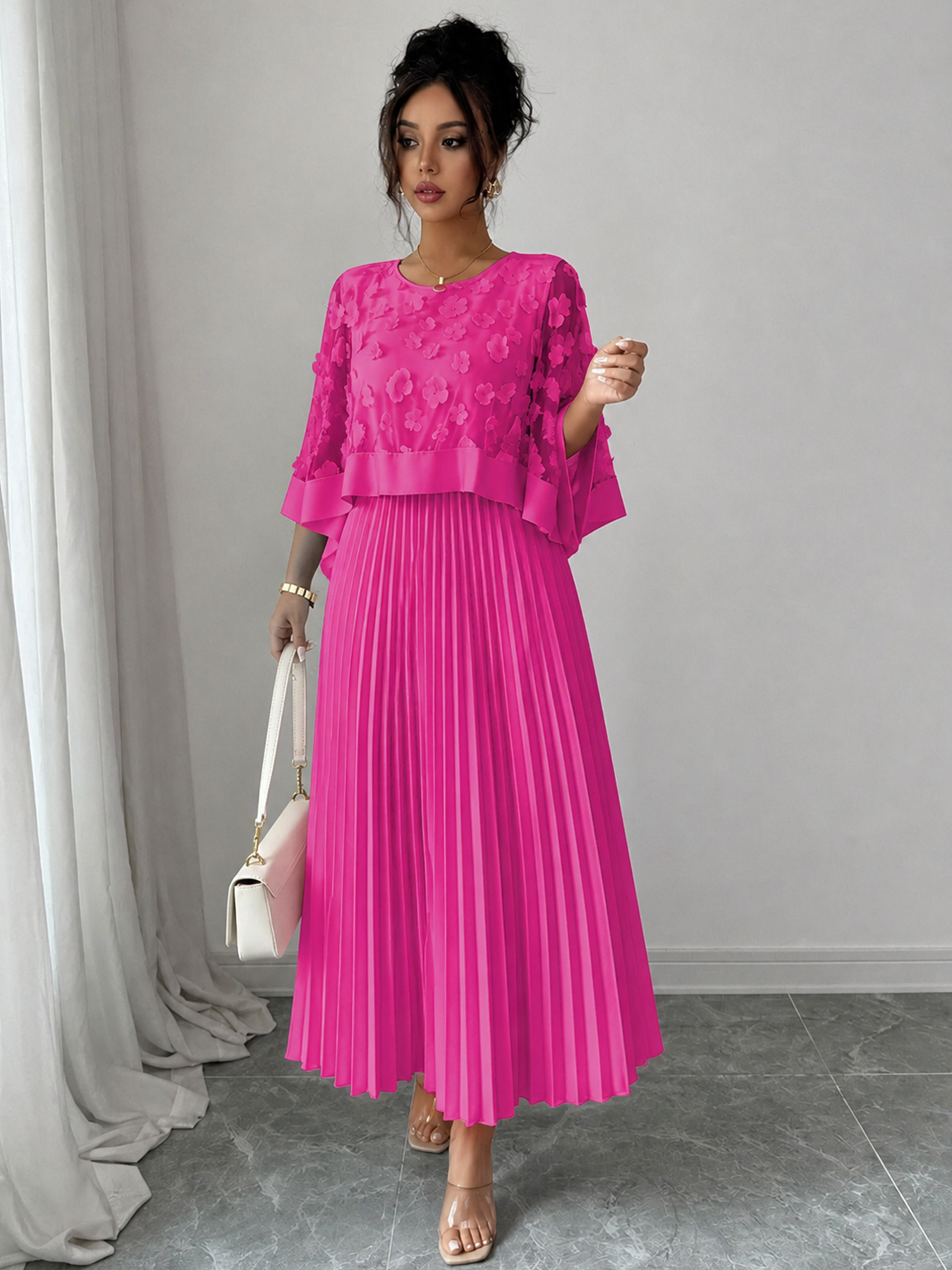 Elegant A-line Pleated Dress With Appliqued Mesh Paneling, Vacation Outfits Women, Summer Outfits For Women — foto 3