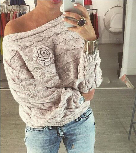 Knitted Women's Neckline Pullover Sweater