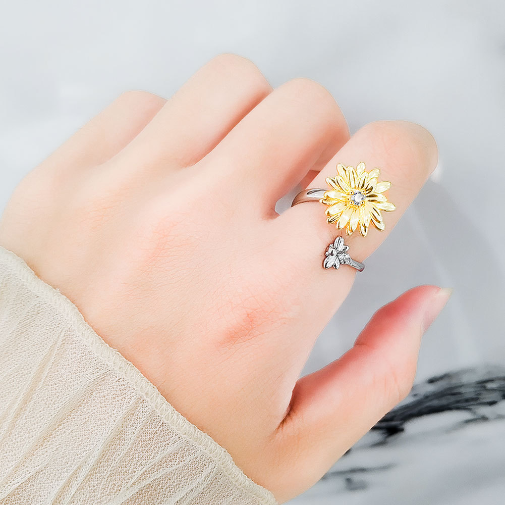 Title 1, Daisy Spinning Ring Personalized Sunflower Fashion