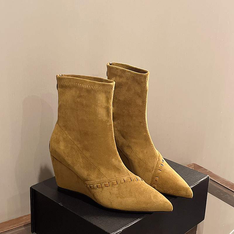 Pointed Toe Wedge Ankle Boots, picture 2 of 5