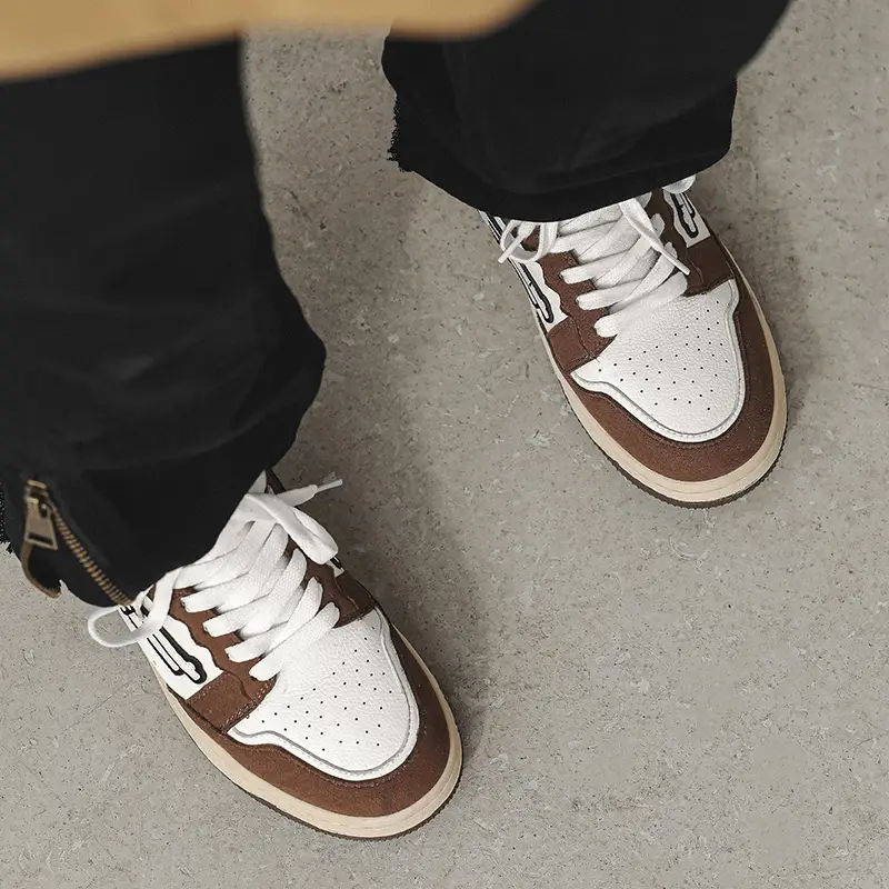Niche Men's Breathable Thick-soled Sneakers