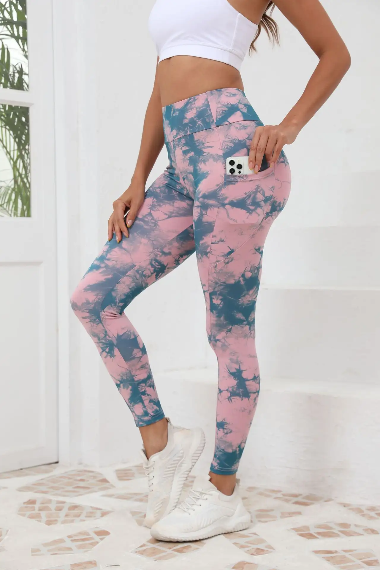 High-waisted Solid-color Tight Yoga Pants