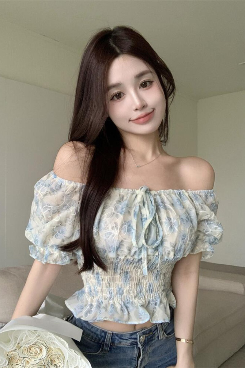 Women's Short Blue French Short Sleeve Floral Shirt