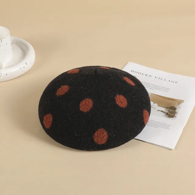 Women's Versatile Retro Warm Thickened Painter's Hat Black - Shop at LoveMi
