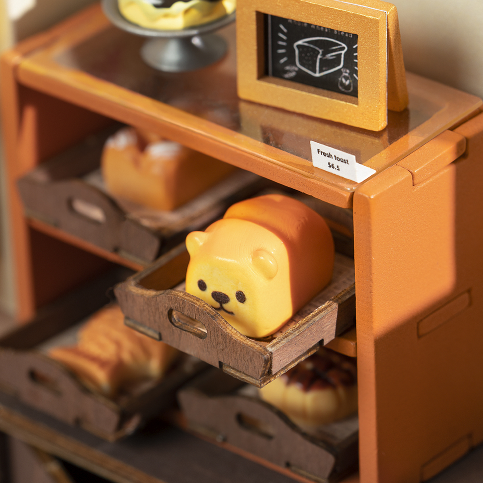 A miniature wooden toy of Becka's Baking House by Rolife, designed for kids. Model DG161.