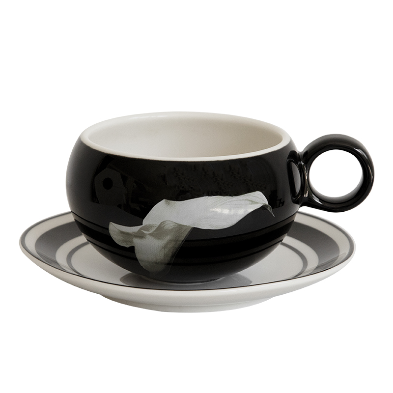 Coffee cup and saucer