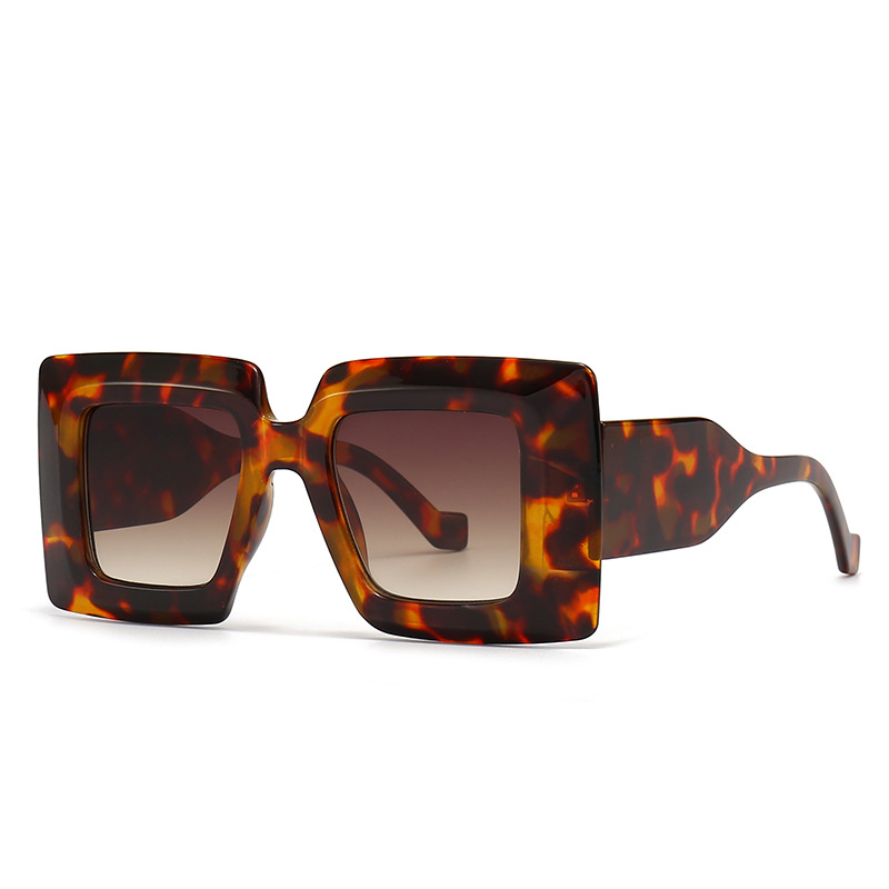 Title 5, Wide Leg Flat Top Sun Female Sunglasses