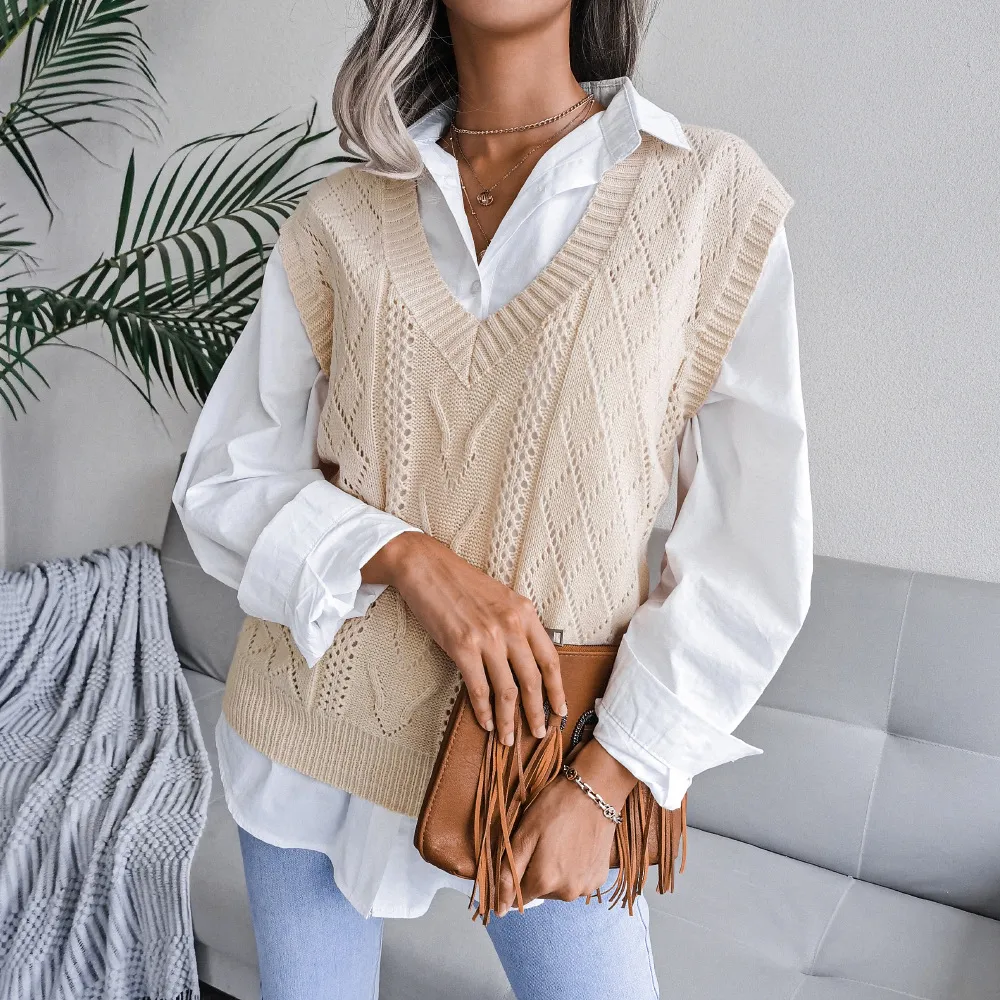 European And American Hollowed Out Twist V-neck Knitted Vest Sweater - Apricot
