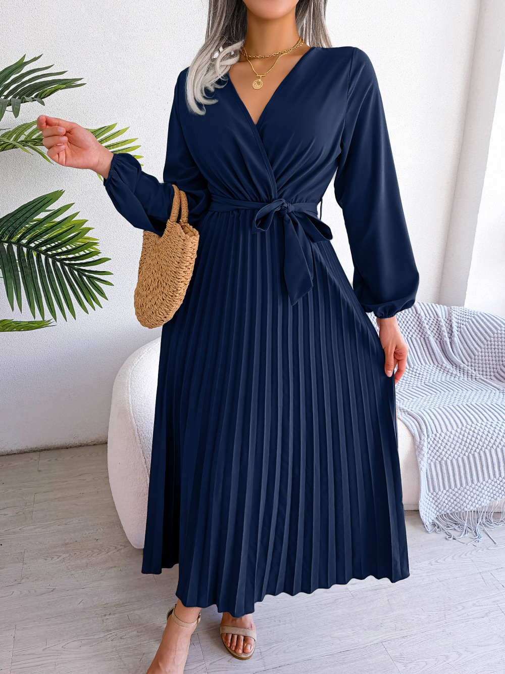 Buy Women's Clothing Online | Buy Trending Dresses for Women