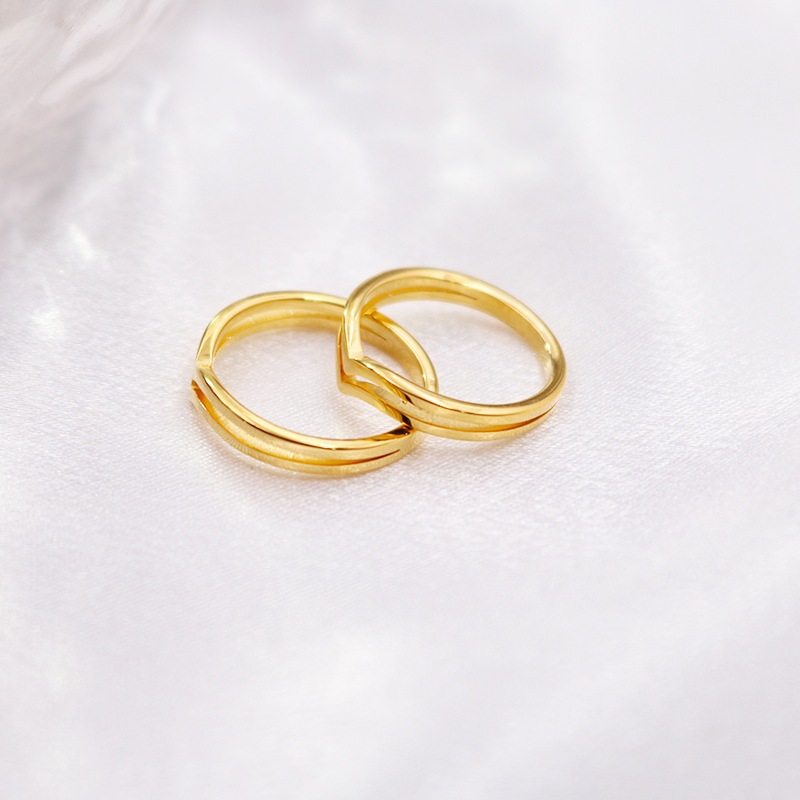 Irregular Wave Heart Glossy Ring