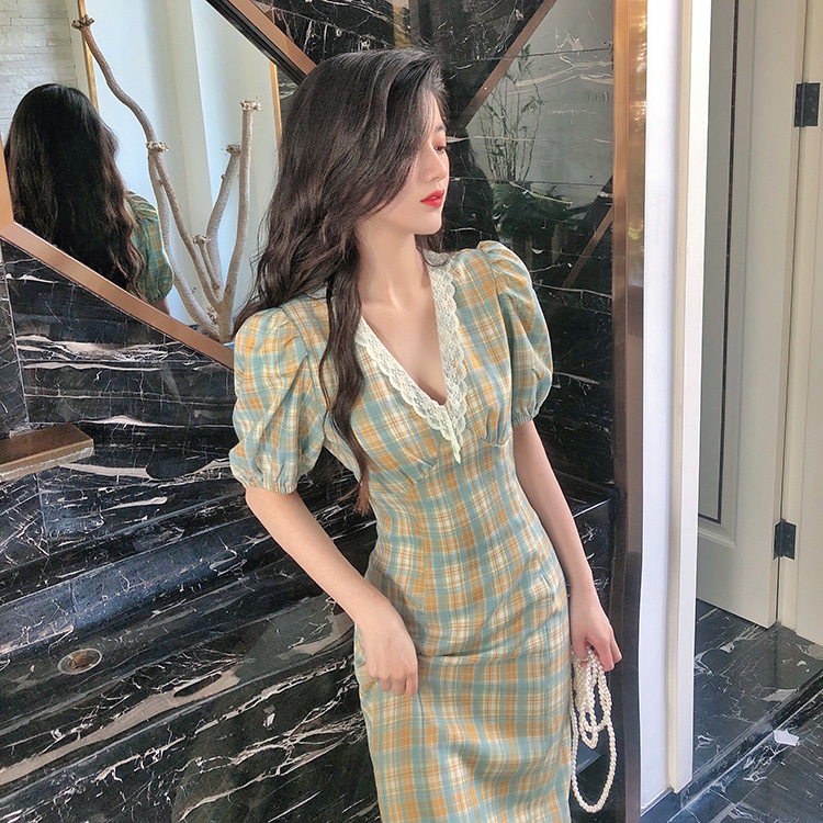 Puff-Sleeve Plaid Tea Dress, picture 3 of 5