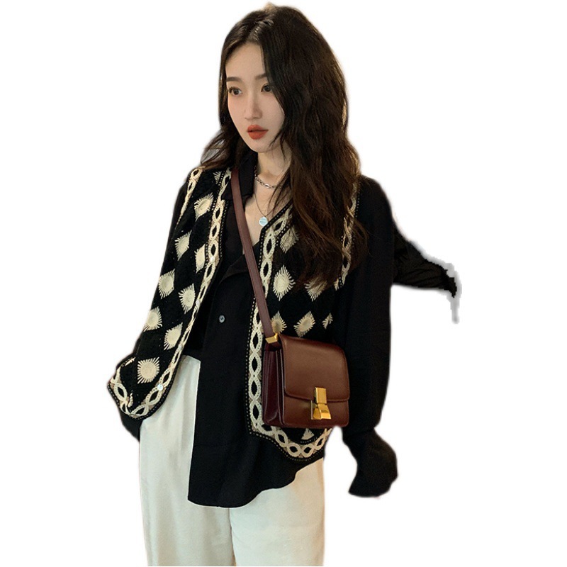 Title 1, Womens Black Rhombus Retro Knitted Vest a styl...