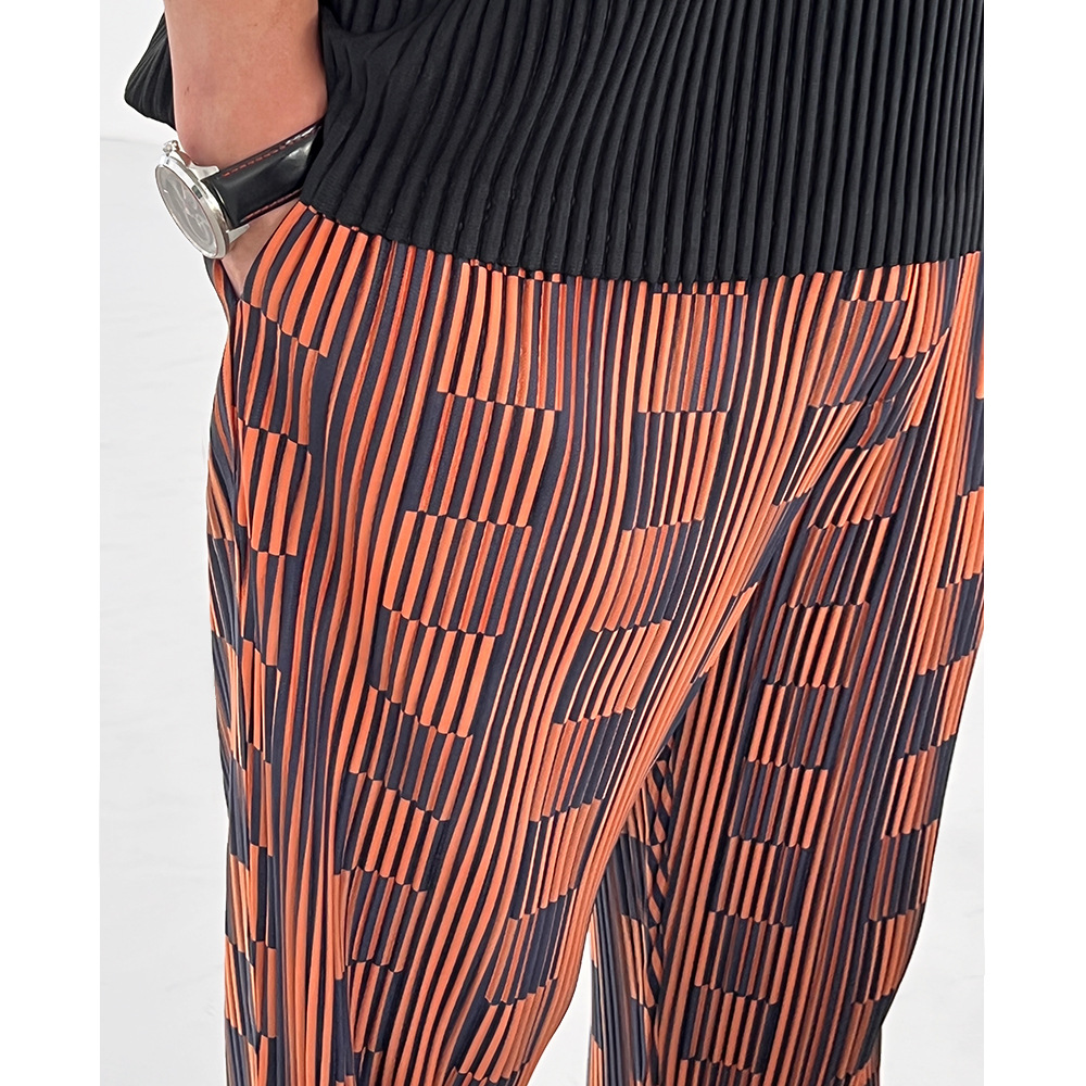 Men's Fashion Plaid Pleated Straight Casual Pants