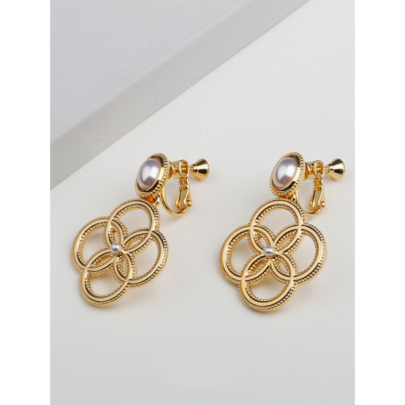 European And American Exaggerated Personality K Golden Alloy Pearls