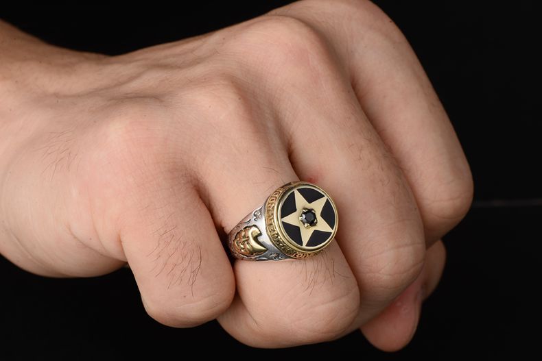 Five-pointed Star Thai Silver And Black Agate Ring
