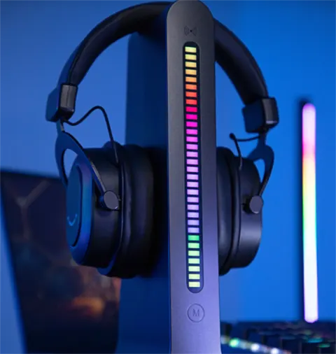 Simple and Creative Game Wired Headset