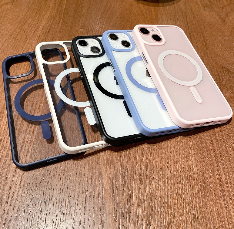 Transparent Acrylic Magsafe Phone Case - Image 7