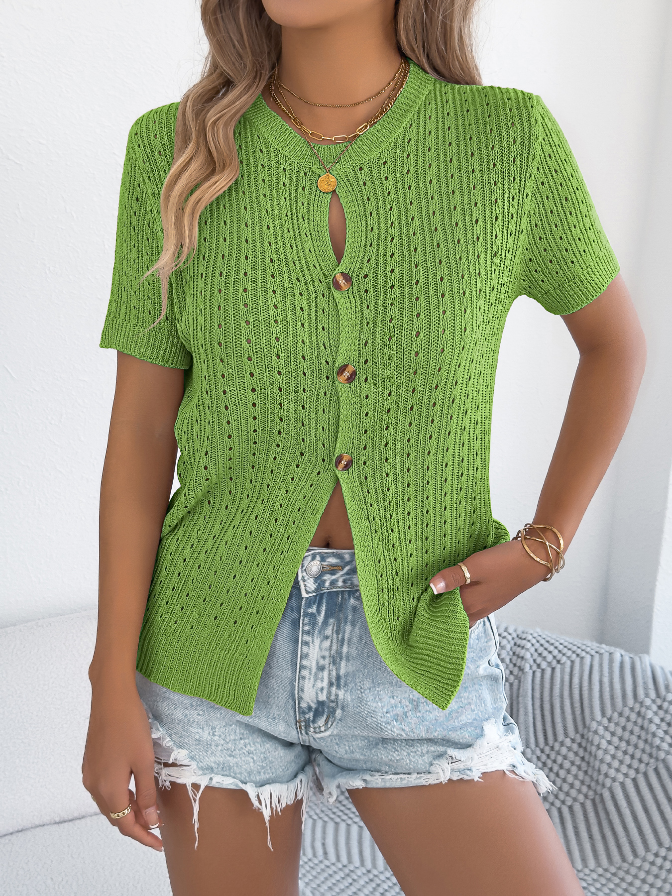 WomenS Solid Color Hollow Out Button Short Sleeve Knit Top thumbnail 4