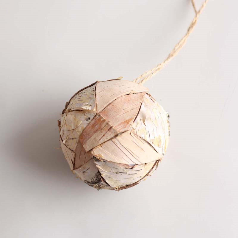 7cm birch bark ball