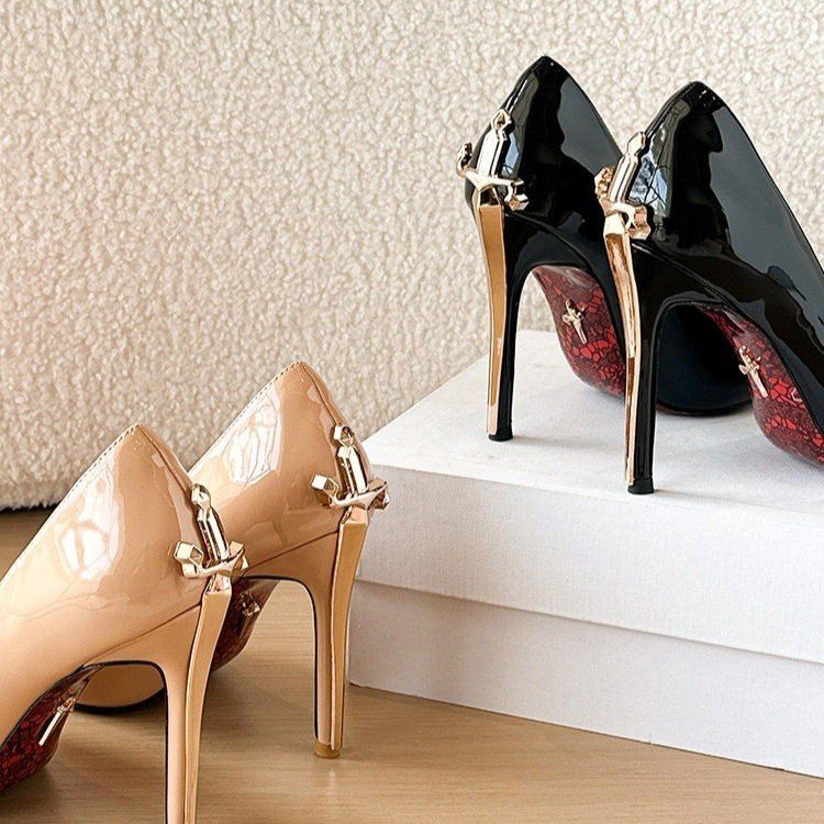 New Red Sole High Heels For Women, Niche Stiletto Sexy Elegant Pointed Toe Cutout Pumps