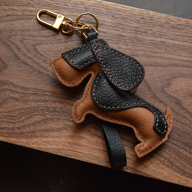 Title 4, Handmade Genuine Leather Car Keycase Pendant