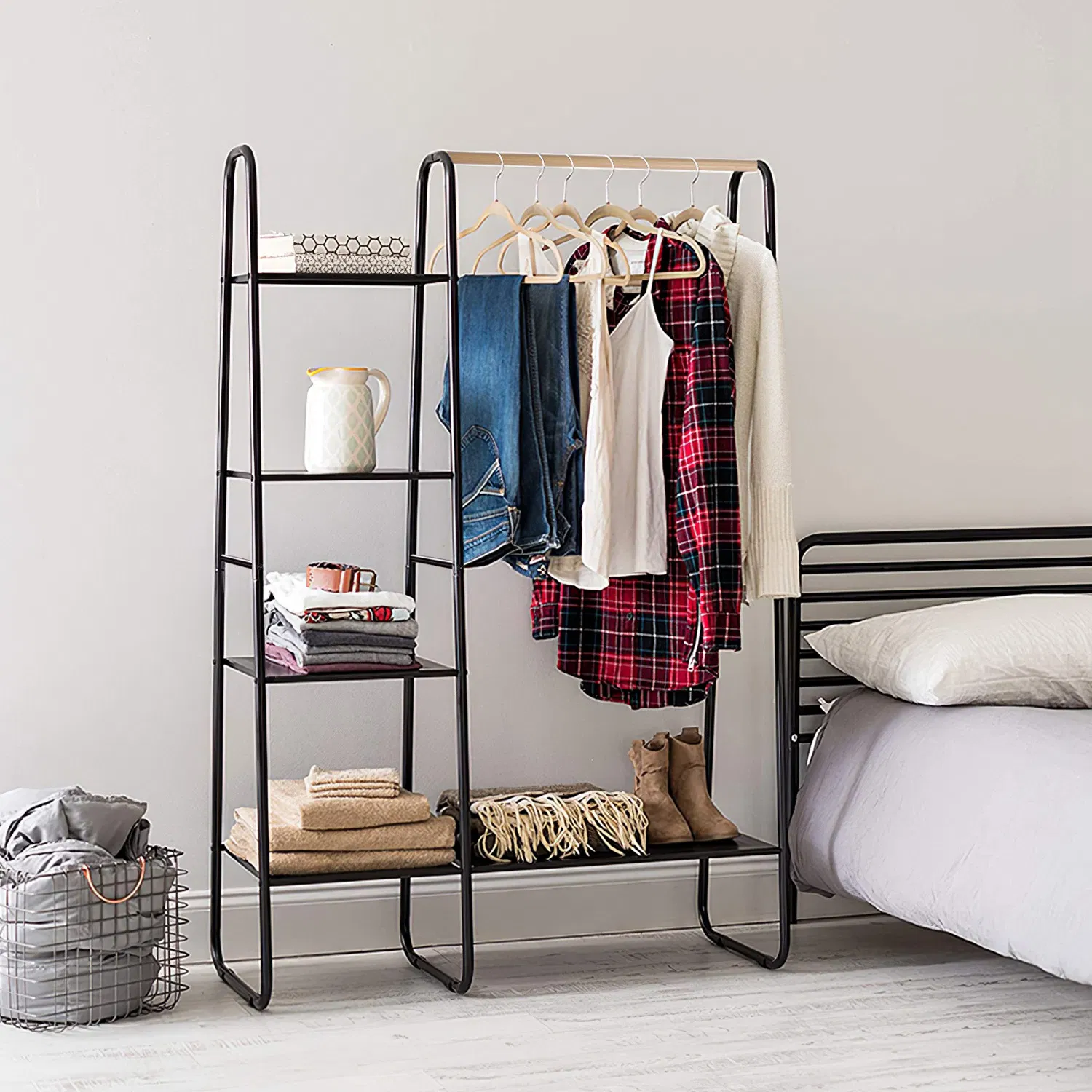 Metal Garment Hanging Rack
