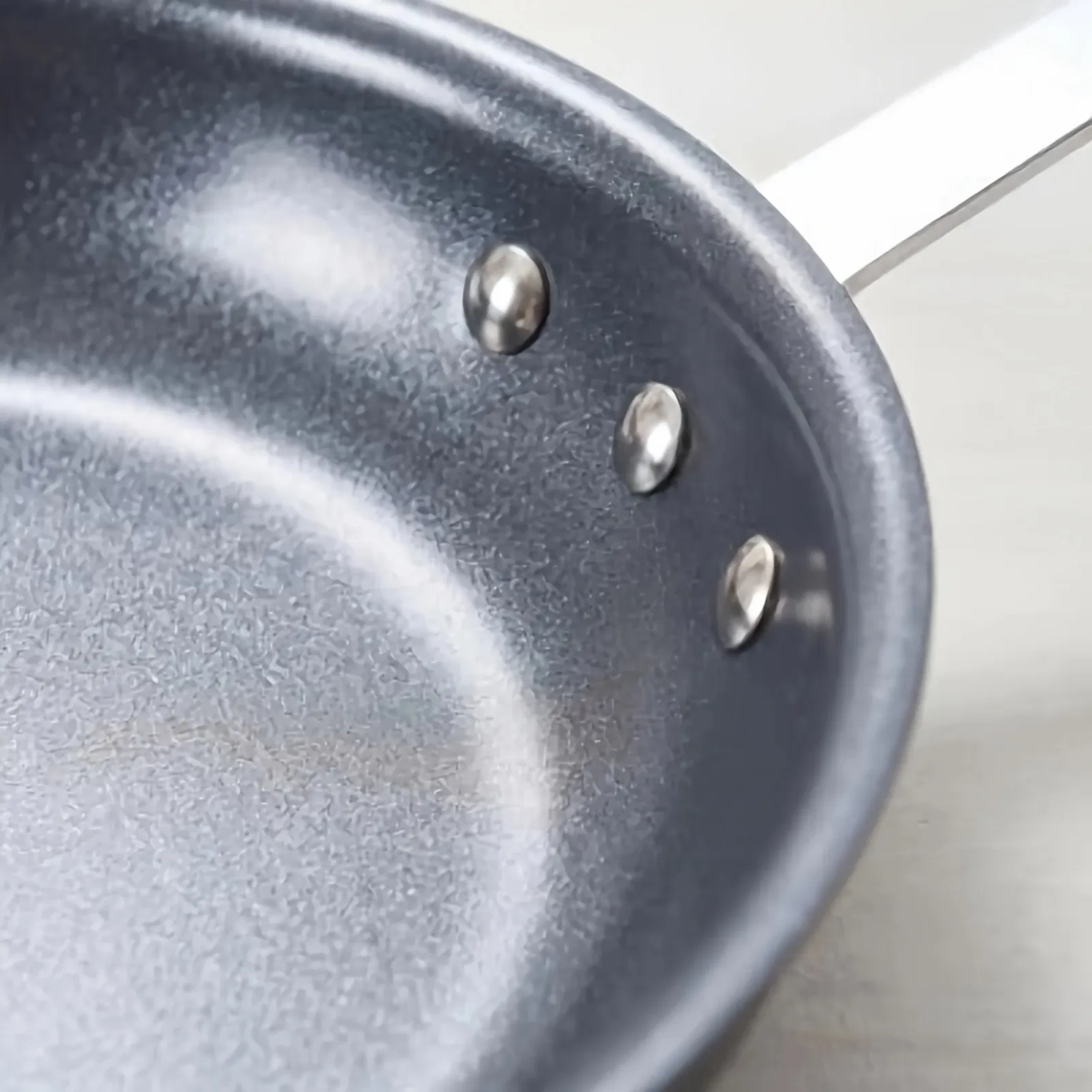 Ceramic Nonstick Egg Pan, Aluminum Frying Pan with Stainless Steel Base, Oven Safe, Dishwasher Safe Skillet image 9