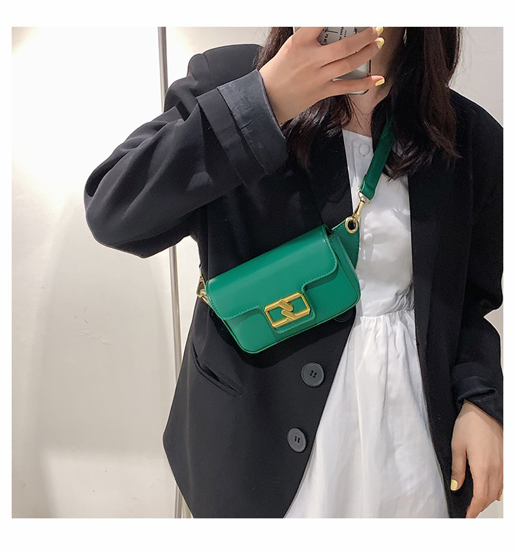 Title 3, One-shoulder Messenger Small Square Bag